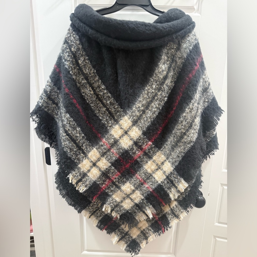NWT St. John's Bay Black and Gray Poncho - Picture 3 of 4